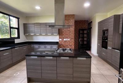 5 Bed Villa with En Suite in Karen - 4