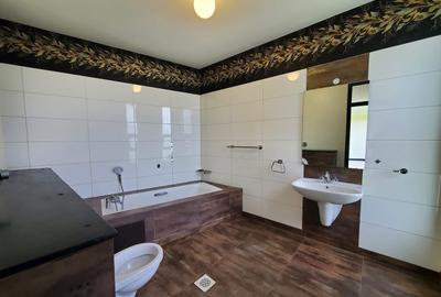 5 Bed Villa with En Suite at Karen - 4