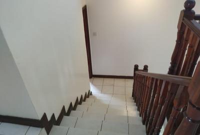 4 Bed Townhouse with En Suite in Spring Valley