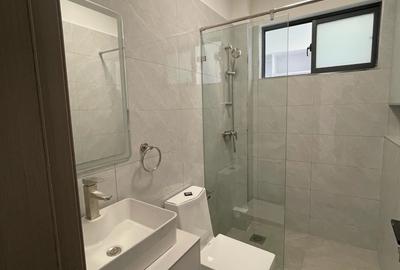 Serviced 4 Bed Apartment with En Suite at Valley Arcade