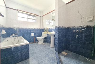 4 Bed Townhouse with En Suite in Westlands Area - 4