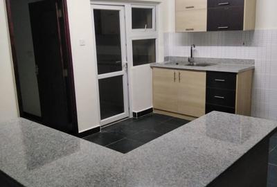 2 Bed Apartment with En Suite at Hatheru Road