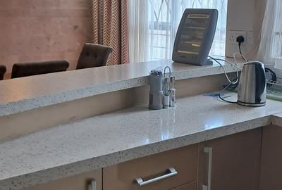 3 Bed Apartment with En Suite at Rose Avenue - 4