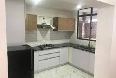 3 Bed Apartment with En Suite in Lavington