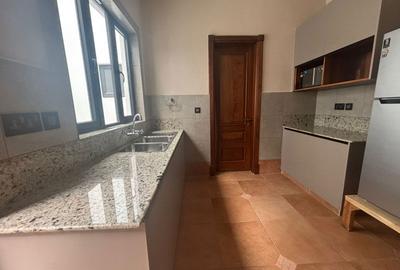 2 Bed House with En Suite in Thigiri - 3