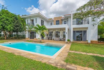 3 Bed Villa with En Suite in Kilifi