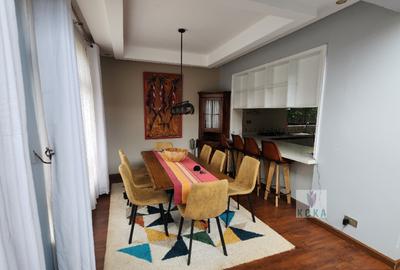 5 Bed Villa with En Suite in Runda - 3