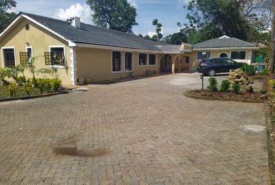 5 Bed House with En Suite in Loresho - 2