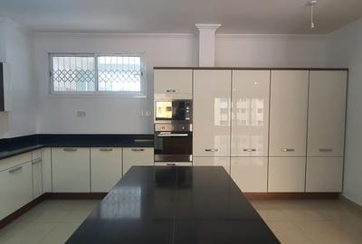 4 Bed Apartment with En Suite at Kileleshwa