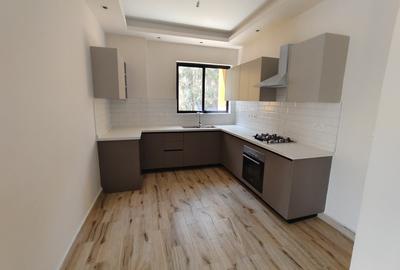 3 Bed Apartment with Swimming Pool in Kilimani - 4