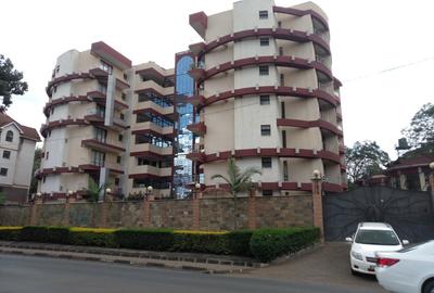 3 Bed Apartment with En Suite at Kilimani