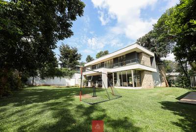 5 Bed Villa with En Suite at Miotoni - 4