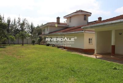 5 Bed House with En Suite in Karen - 4