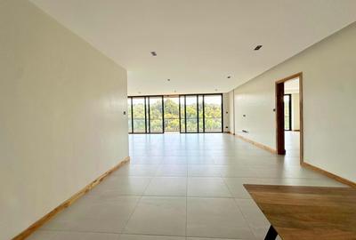 3 Bed Apartment with En Suite at Peponi Road