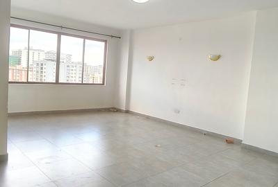 3 Bed Apartment with En Suite at Parklands - 4