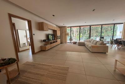 4 Bed Apartment with En Suite in Spring Valley