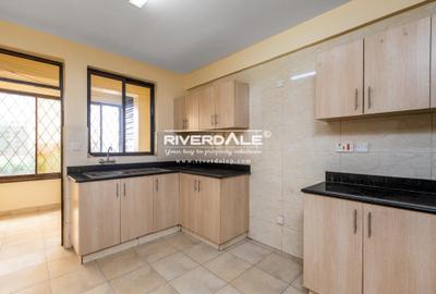 3 Bed Apartment with En Suite in Parklands