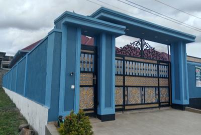 5 Bed House with Garden in Kitengela - 4