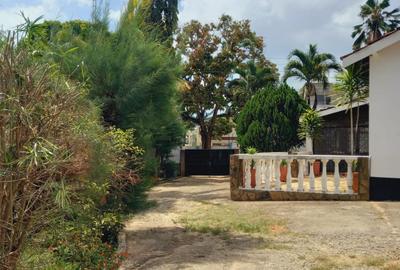 3 Bed House with En Suite in Nyali Area