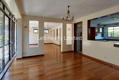5 Bed Townhouse with En Suite in Lavington - 4