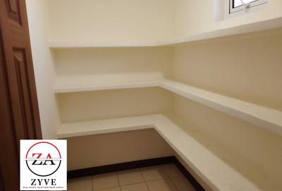 3 Bed Apartment with En Suite at Kilimani Off Argwings Kodhek Road