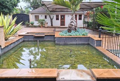 6 Bed Villa with En Suite at Spring Valley