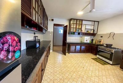 4 Bed House with En Suite in Diani - 4