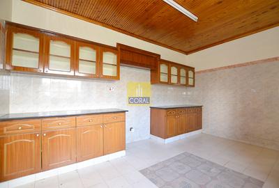 4 Bed Apartment with Swimming Pool in Westlands Area - 4