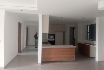 2 Bed Apartment with En Suite at Westlands - 3