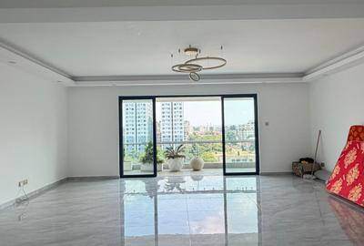 4 Bed Apartment with En Suite at Oledume Road