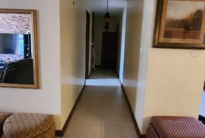 3 Bed Apartment with En Suite in Parklands - 4