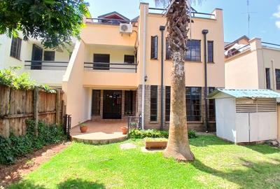 5 Bed Townhouse with En Suite at Lavington Green - 2