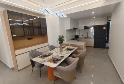3 Bed Apartment with En Suite in Lavington