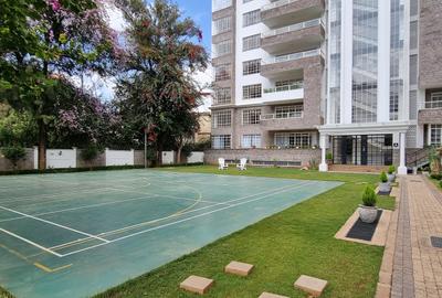 Serviced 3 Bed Apartment with En Suite at Valley Arcade