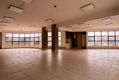 1,484 ft² Commercial Property with Service Charge Included in Westlands Area - 3