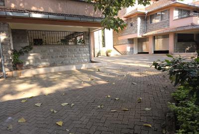 4 Bed Townhouse with En Suite in Runda - 2