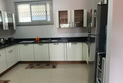Serviced 2 Bed Apartment with En Suite in Kileleshwa