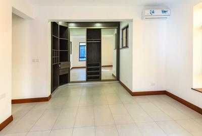 4 Bed Villa with En Suite at Nyali Mombasa - 4