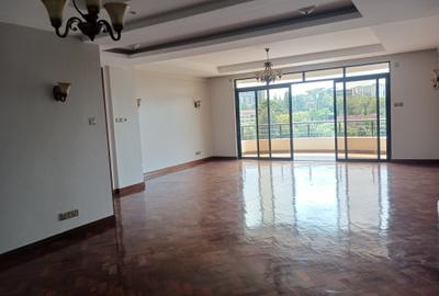 4 Bed Apartment with En Suite at Riverside Drive