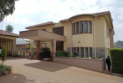 5 Bed Townhouse with En Suite at Lower Kabete Road