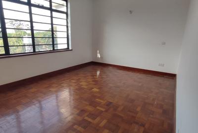 2 Bed Apartment with En Suite in Kileleshwa - 2