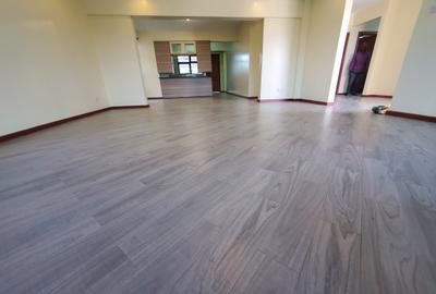 5 Bed Apartment with En Suite in Syokimau