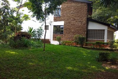 4 Bed House with En Suite at