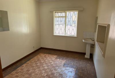3 Bed Apartment with En Suite at Parklands