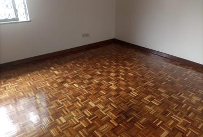 5 Bed Townhouse with En Suite in Kilimani - 2