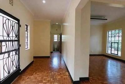 Commercial Property with Fibre Internet at Lavington Green