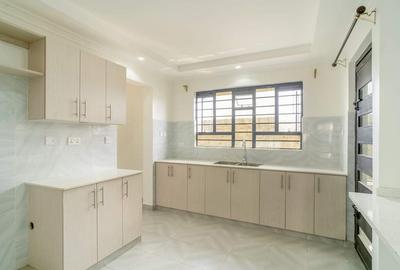 3 Bed Townhouse with En Suite at Acacia