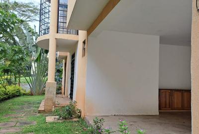 5 Bed Villa with En Suite at Westlands