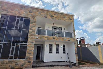 5 Bed Townhouse with En Suite at Kamakis - 3