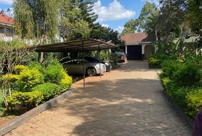 4 Bed Townhouse with En Suite in Karen Hardy - 3